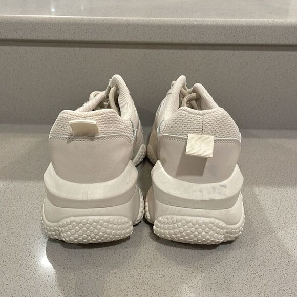 Lace Up Front Wide Fit Chunky Sneaker Womens size EUR 37 Minimal Use Great Cond… - Picture 4 of 6
